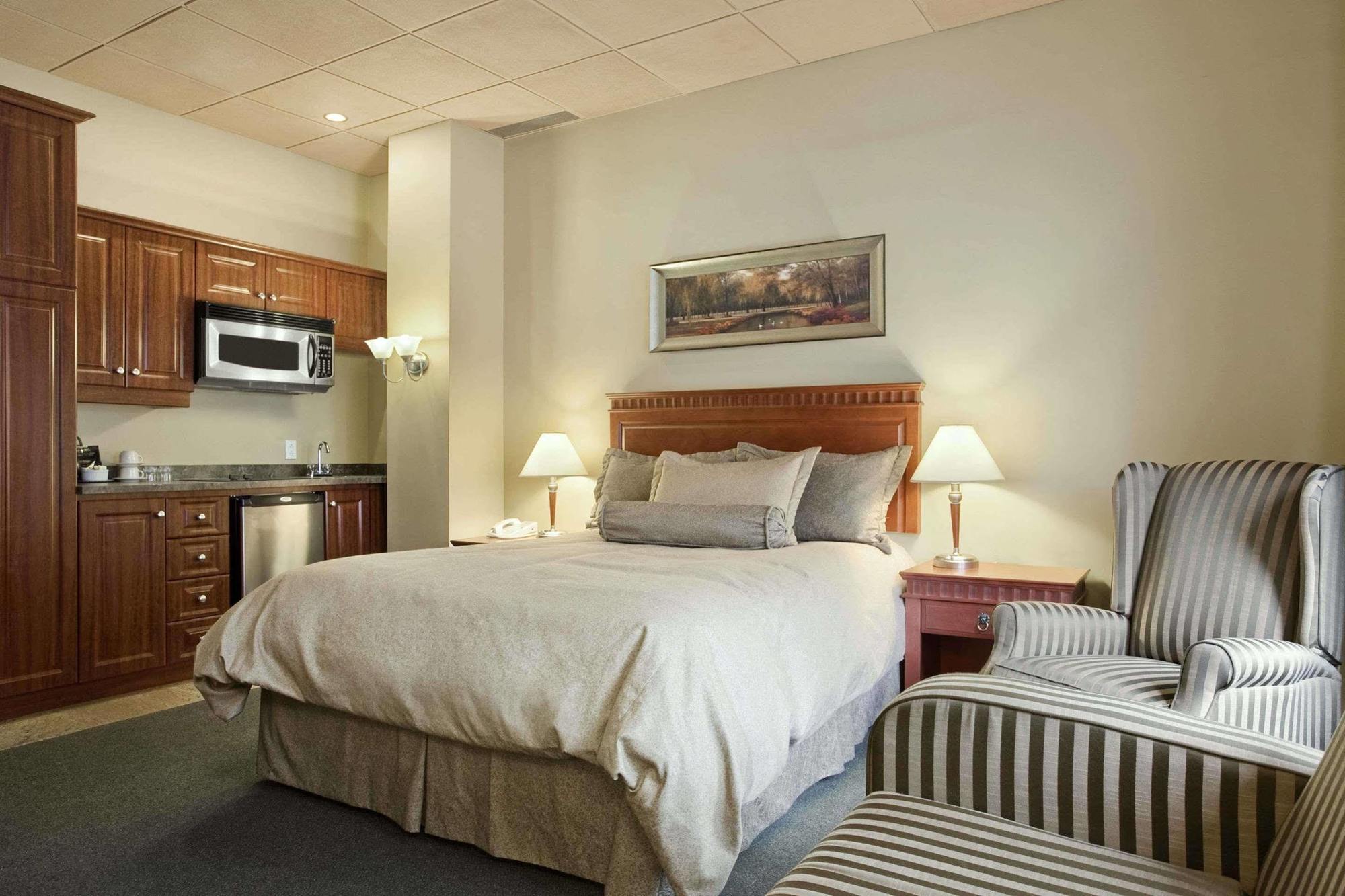 Travelodge By Wyndham Centre Hotel Montréal